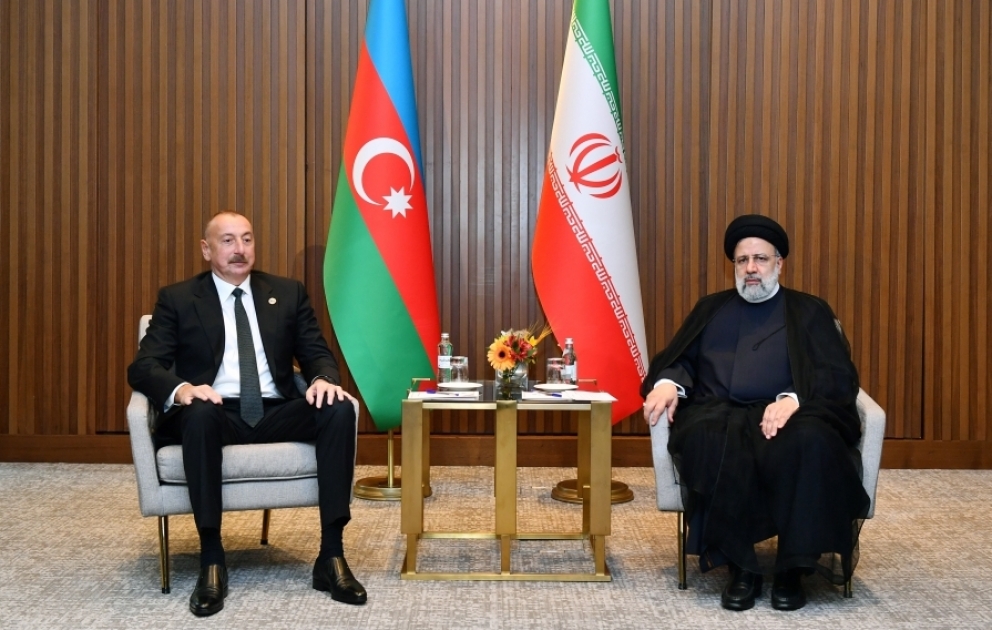 Azərbaycan Prezidenti İlham Əliyevin Astanada İran Prezidenti Seyid İbrahim Rəisi ilə görüşü olub YENİLƏNİB VİDEO