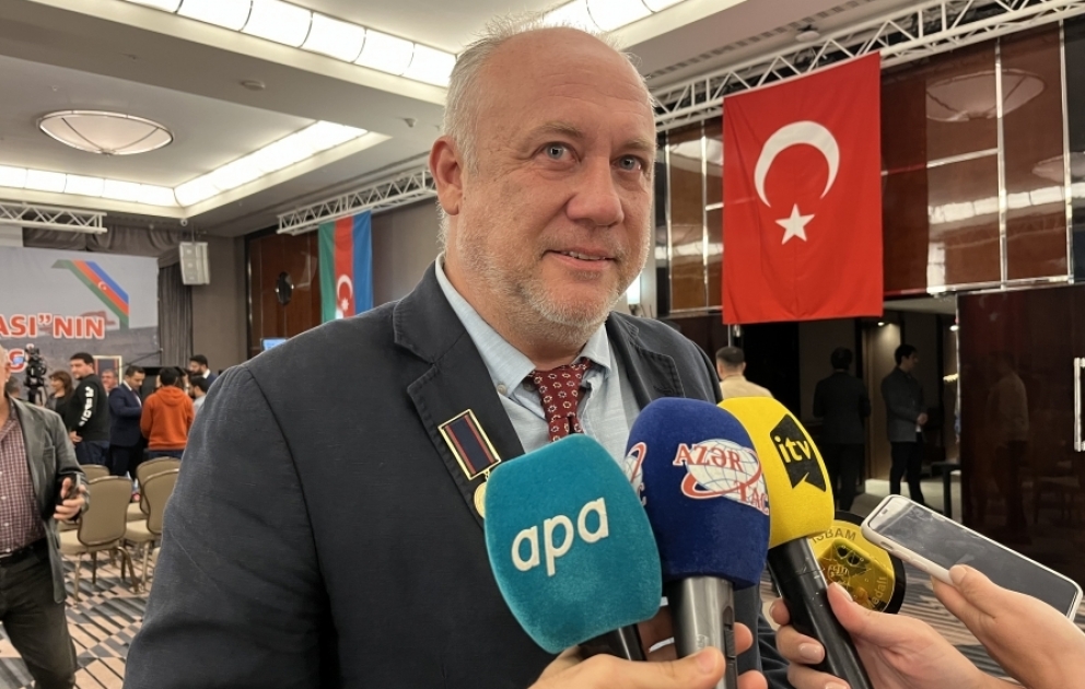 Ali Burak Ersemiz: Məhərrəm ilə Siracın adına aldığım “Zəfər Media” medalı və mükafatını onların ailələrinə göndərirəm VİDEO