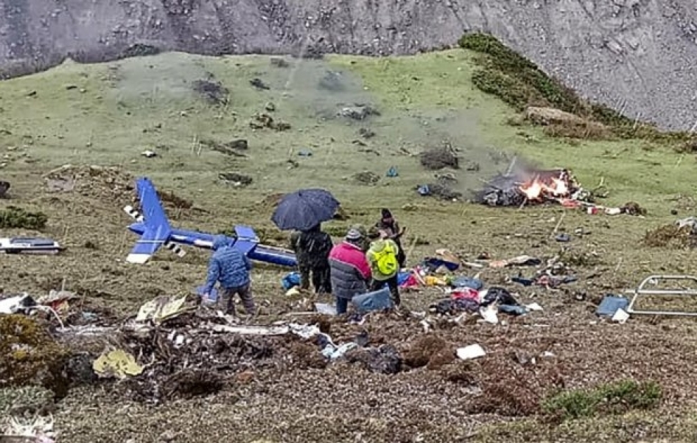 Indien: Sieben Tote bei Hubschrauberabsturz VIDEO