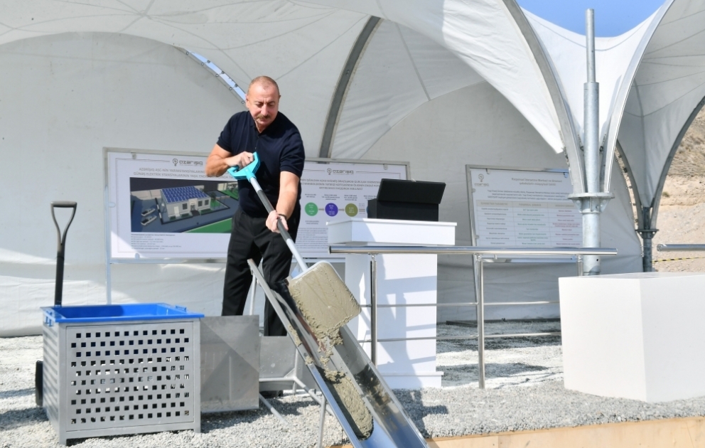Pose de la première pierre de la sous-station électrique et du Centre de gestion numérique à Goubadly VIDEO