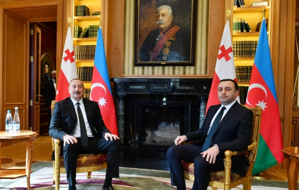 Azərbaycan Prezidenti İlham Əliyevin Gürcüstanın Baş naziri İrakli Qaribaşvili ilə təkbətək görüşü keçirilib YENİLƏNİB VİDEO