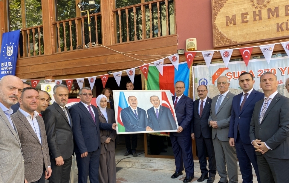 “Şuşa İli” çərçivəsində Bursada azərbaycanlı rəssamın fərdi rəsm sərgisi açılıb VİDEO