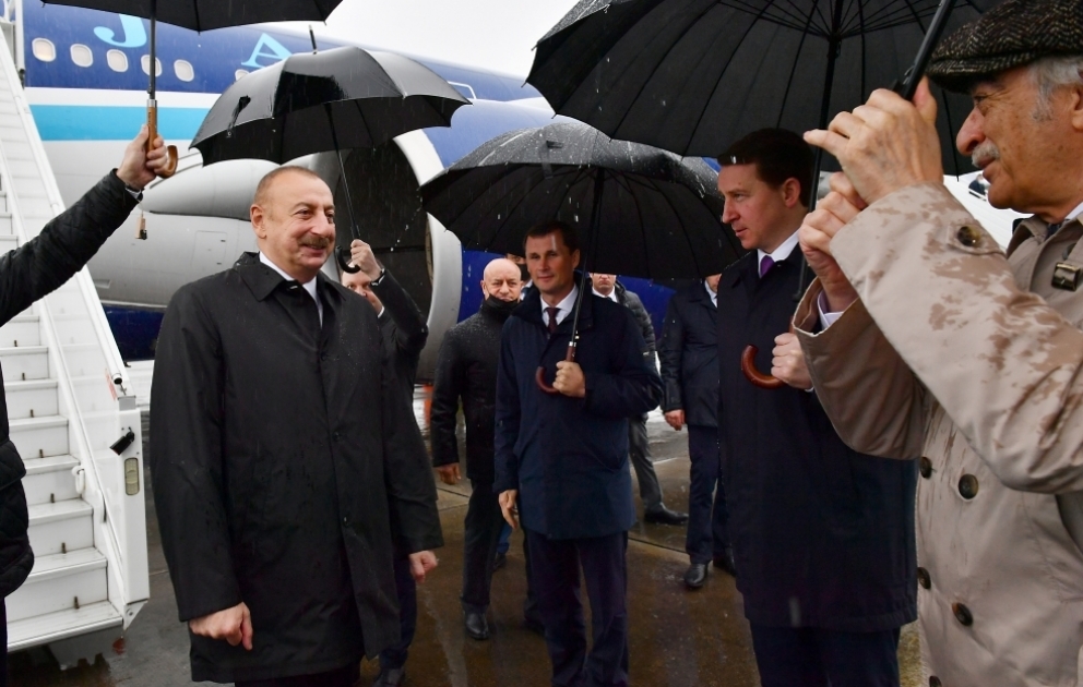 Prezident İlham Əliyev Rusiyanın Soçi şəhərinə işgüzar səfərə gəlib VİDEO