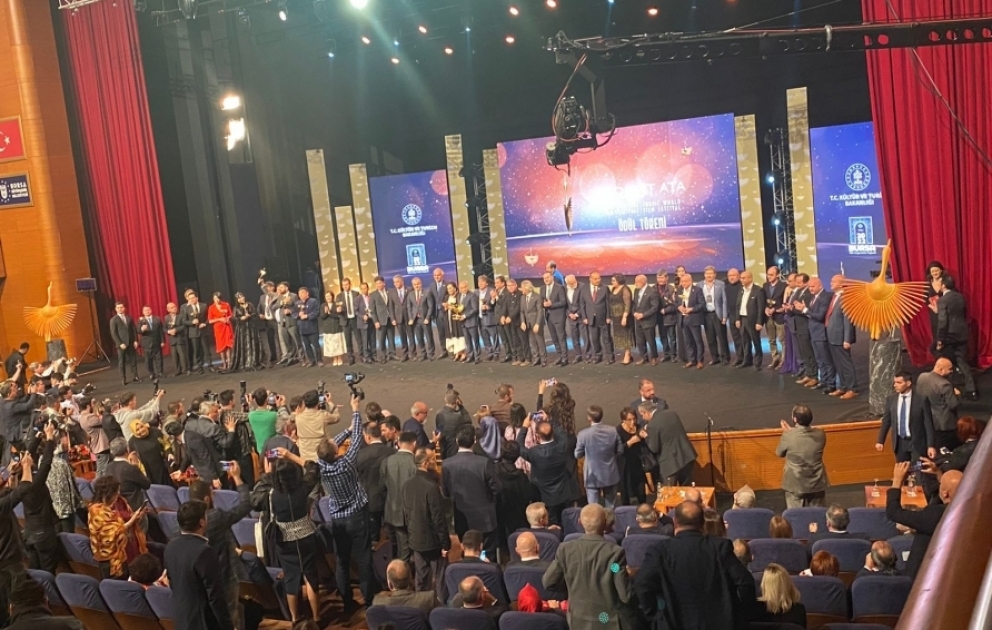 Bursada “Qorqud Ata” Film Festivalının simvolu Azərbaycana təqdim olunub VİDEO