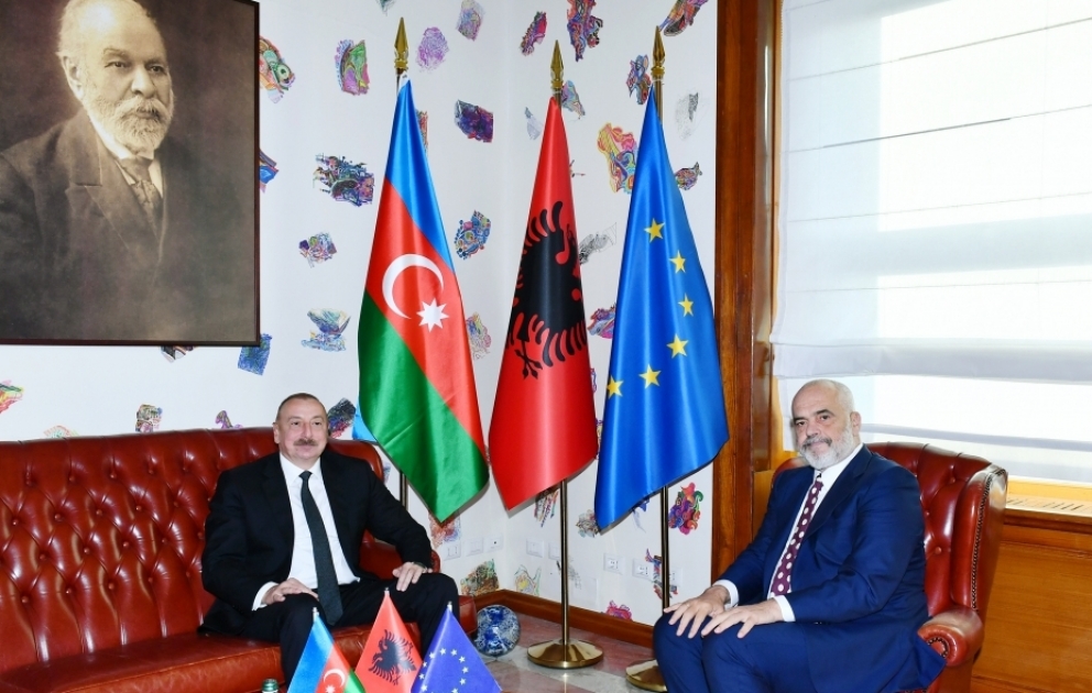 Entretien en tête-à-tête du président azerbaïdjanais avec le Premier ministre albanais VIDEO