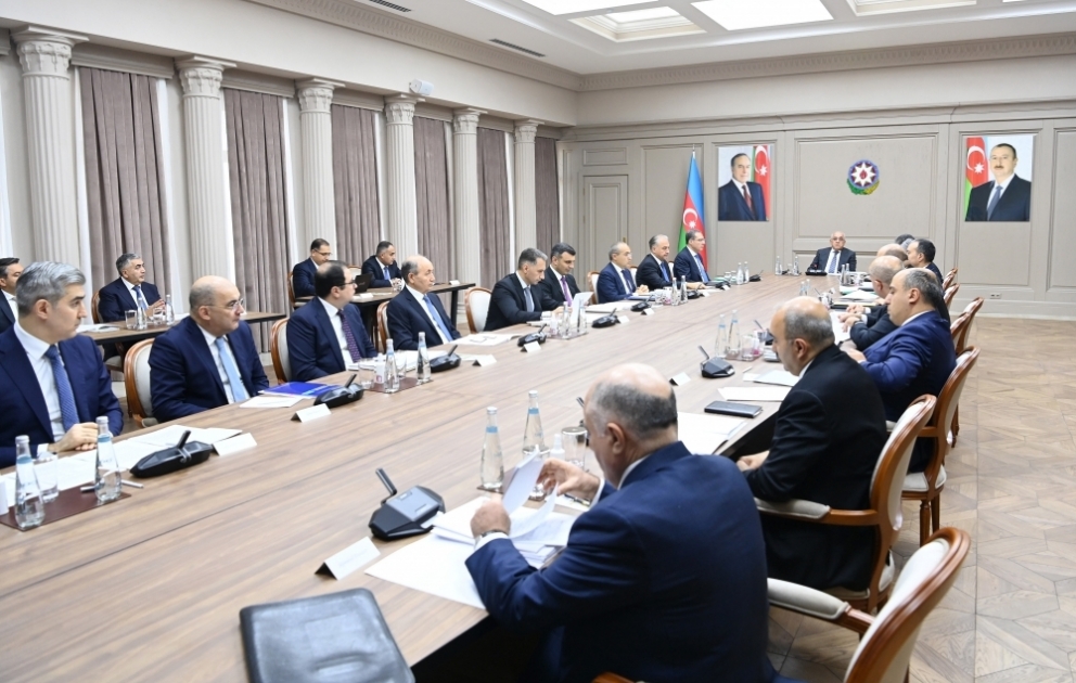 İqtisadi Şuranın növbəti iclası keçirilib VİDEO