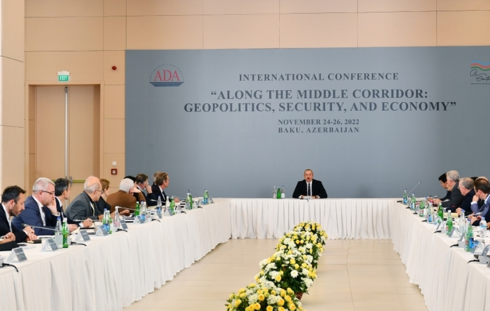 Internationale Konferenz zum Thema ”Geopolitik, Sicherheit und Wirtschaft entlang des mittleren Korridors” in Baku  Präsident Ilham Aliyev nimmt an der Konferenz teil VIDEO
