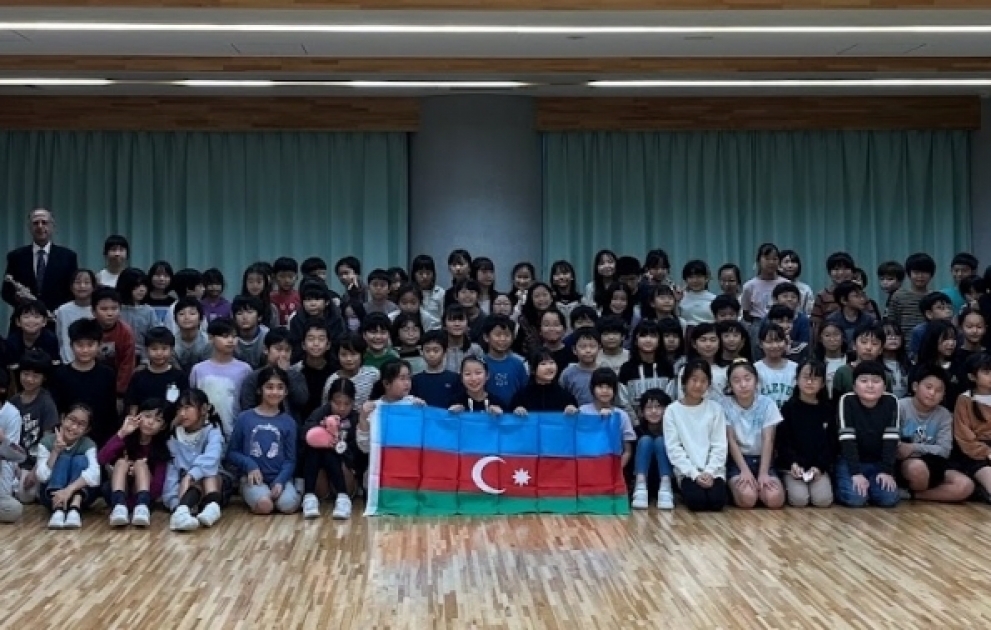 Azərbaycan haqqında təqdimat Tokio məktəbliləri tərəfindən böyük maraqla qarşılanıb VİDEO