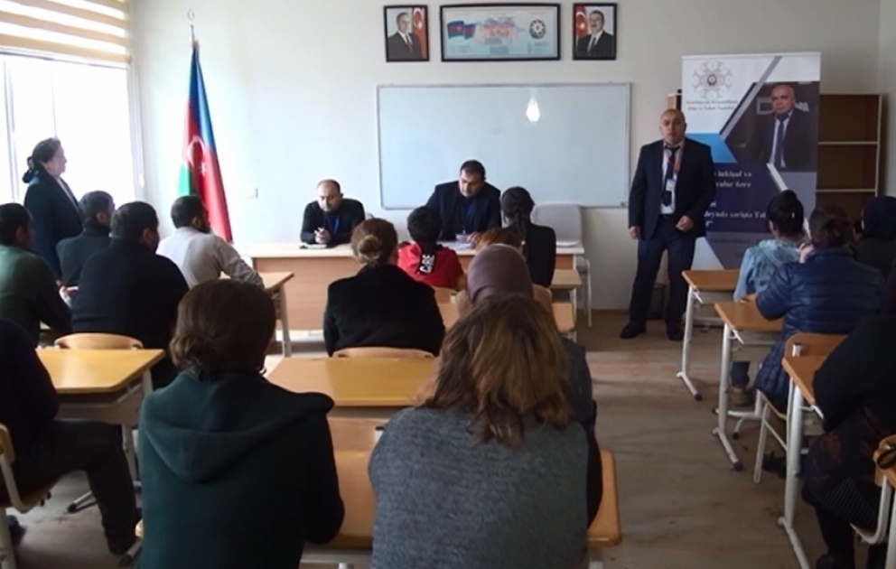 "Valideyndə səriştə, təhsildə inkişaf" təlimlərinə 800-dən çox valideyn və şagird qoşulub VİDEO