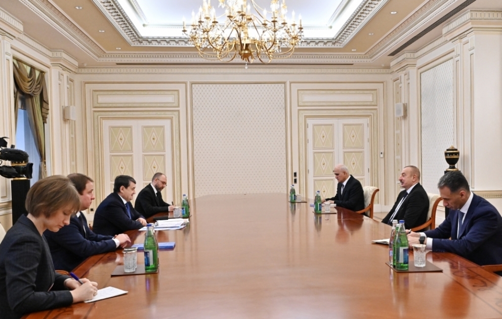 Präsident Ilham Aliyev empfängt Berater des russischen Präsidenten VIDEO
