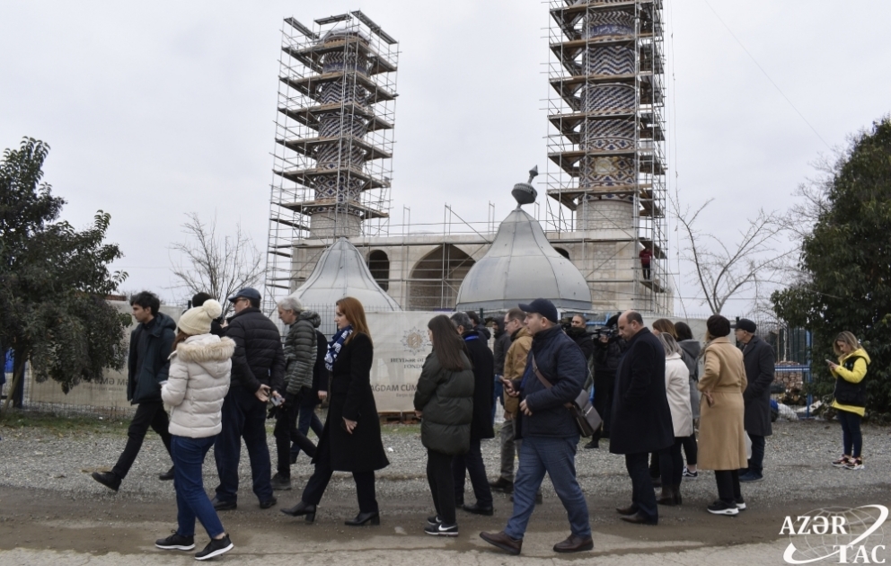 Mədəni irsin qorunmasına dair Beynəlxalq konfransın nümayəndə heyəti Ağdamda erməni barbarlığının şahidi olub VİDEO
