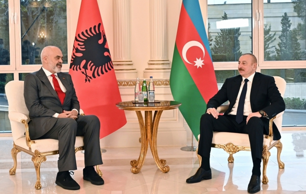 Entretien en tête-à-tête du président azerbaïdjanais avec le Premier ministre albanais VIDEO