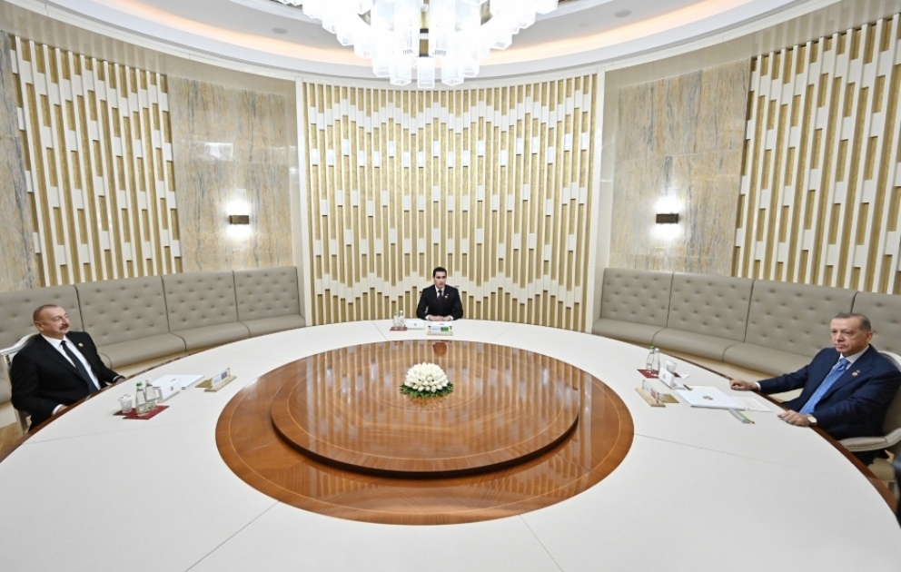 Presidents of Azerbaijan, Turkiye and Turkmenistan held meeting in limited format VIDEO