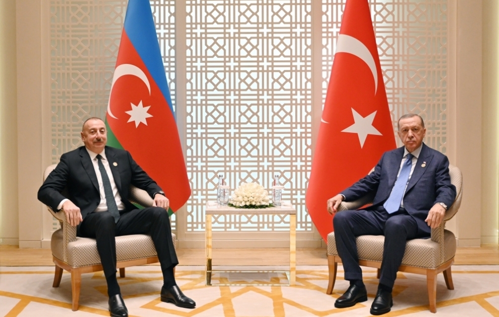 Azərbaycan Prezidenti İlham Əliyev Türkiyə Prezidenti Rəcəb Tayyib Ərdoğanla görüşüb YENİLƏNİB VİDEO