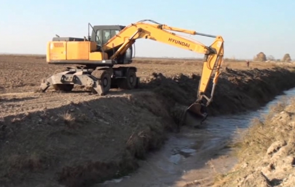Tərtər: suvarma kanalları lildən təmizlənir, yeni beton kanallar çəkilir VİDEO
