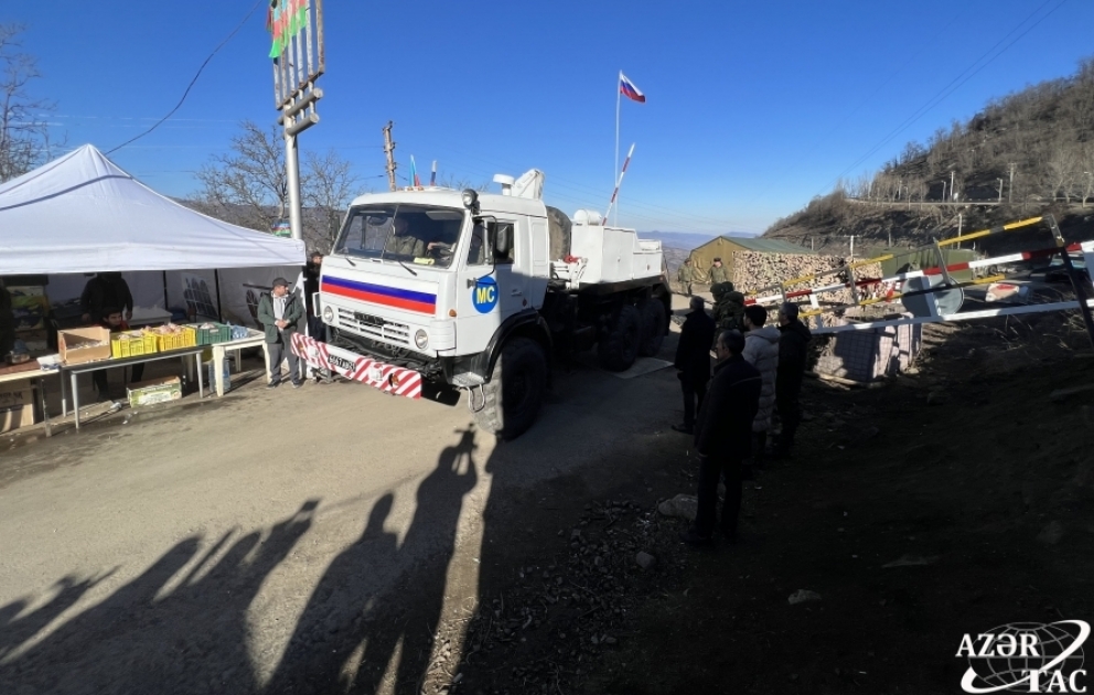 Rusiya sülhməramlılarına məxsus təminat avtomobilləri Laçın-Xankəndi yolundan maneəsiz keçib VİDEO