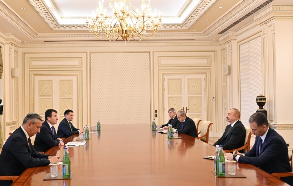 Präsident Ilham Aliyev empfängt stellvertretenden Ministerpräsidenten von Usbekistan VIDEO