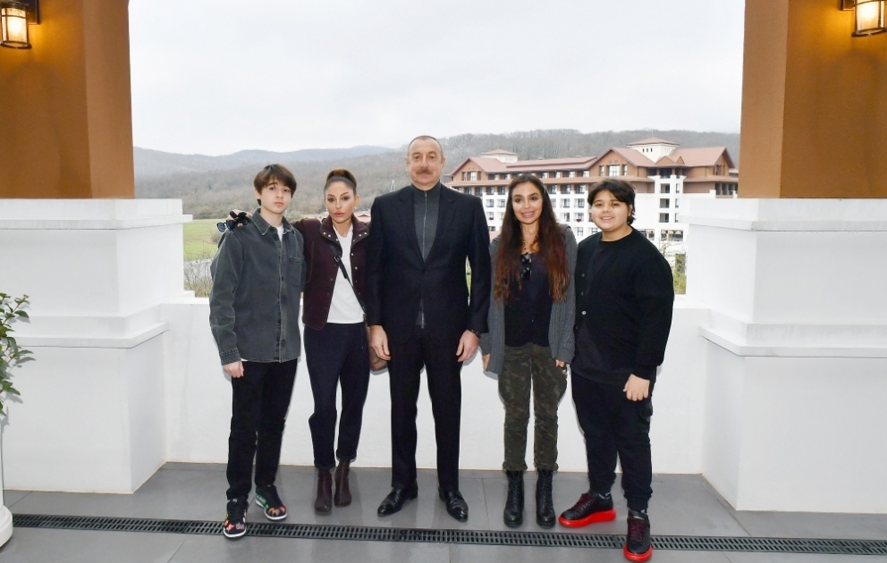 Le président Ilham Aliyev et la première dame Mehriban Aliyeva participent à l’inauguration du complexe de repos « Chabran » VIDEO