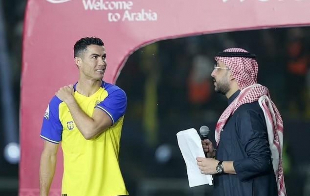 "Əl-Nəsr" klubu yeni transferi Kriştiano Ronaldonu təqdim edib VİDEO