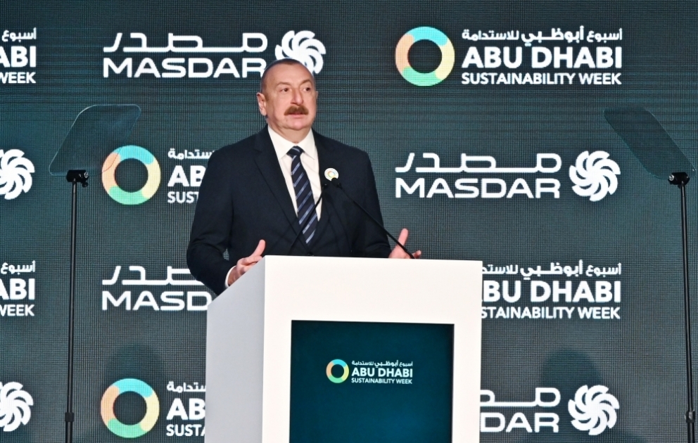 Präsident Ilham Aliyev nimmt an der Eröffnung der Nachhaltigkeitswoche in Abu Dhabi teil VIDEO