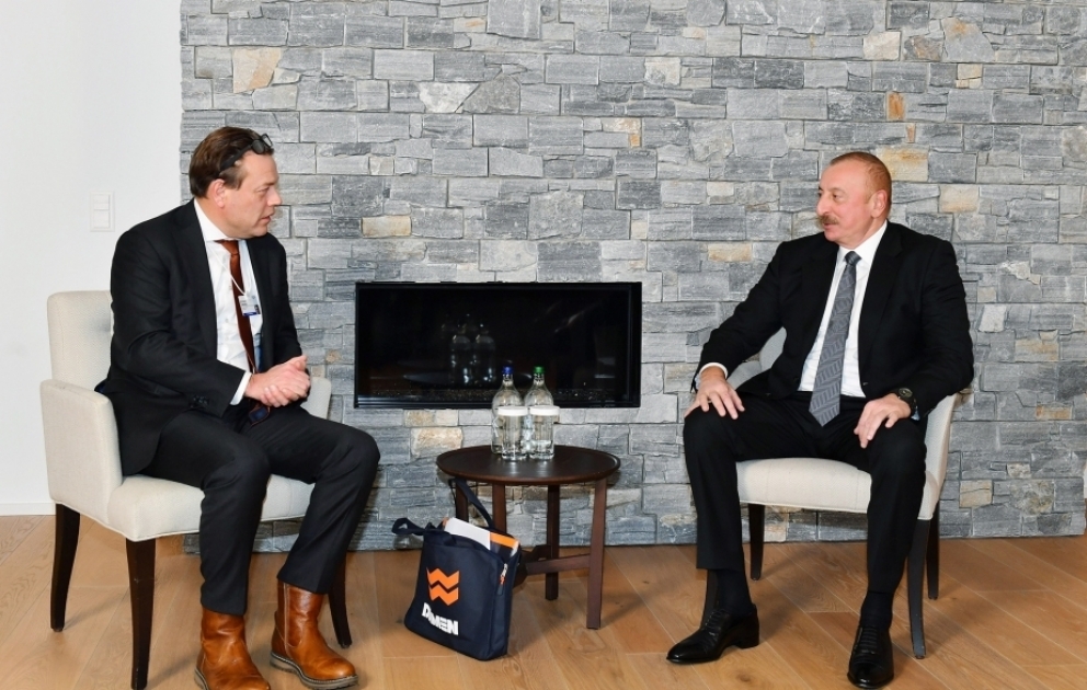 Visite du président azerbaïdjanais Ilham Aliyev en Suisse  Rencontre avec le PDG du groupe Damen Shipyards MIS A JOUR VIDEO