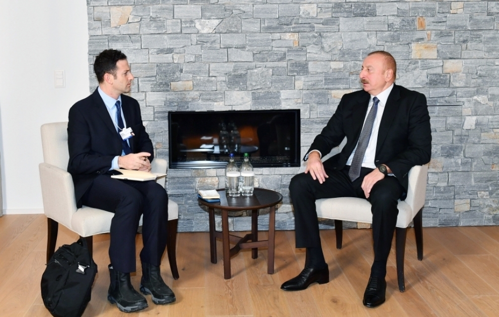 Rencontre du président azerbaïdjanais avec le président des affaires mondiales chez Goldman Sachs à Davos MIS A JOUR VIDEO