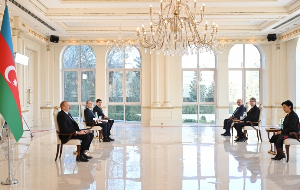 Prezident İlham Əliyev Meksikanın Azərbaycanda yeni təyin olunan səfirinin etimadnaməsini qəbul edib YENİLƏNİB VİDEO