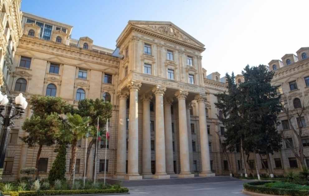 One killed, two injured in armed attack on Azerbaijan`s Embassy in Iran VIDEO
