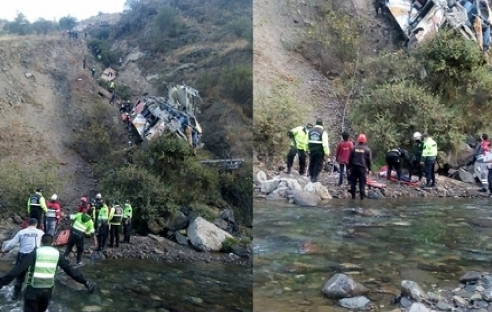 Peruda avtobus uçurumdan aşıb, 25 sərnişin həlak olub VİDEO