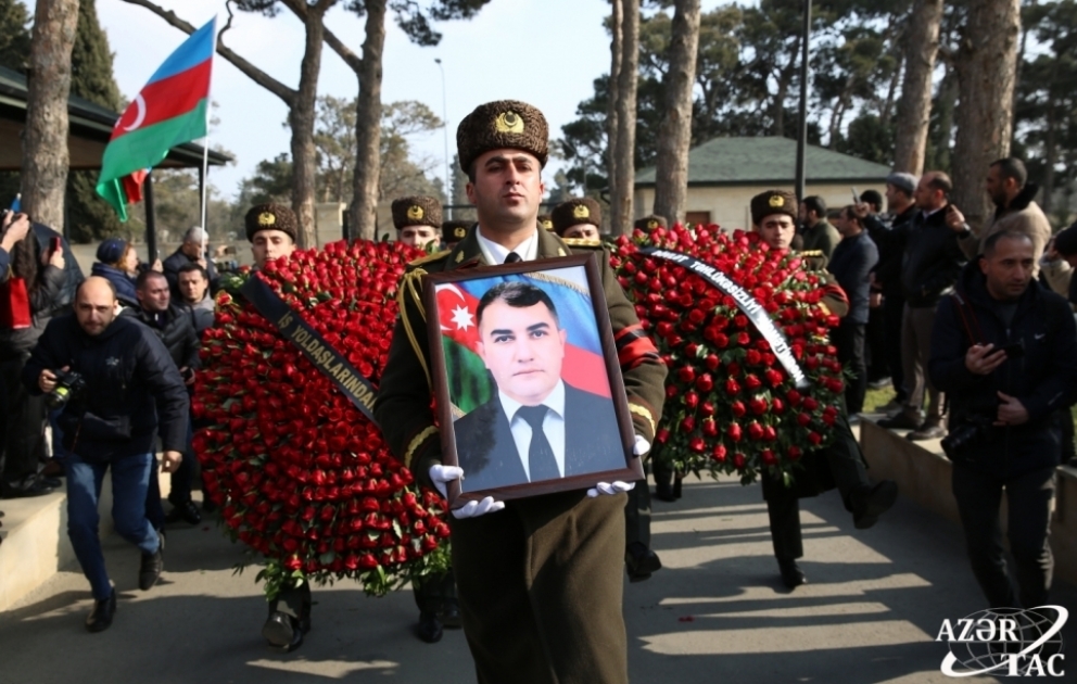 Azərbaycanın Tehrandakı səfirliyinə terror hücumu zamanı şəhid olan Orxan Əsgərov dəfn edilib VİDEO