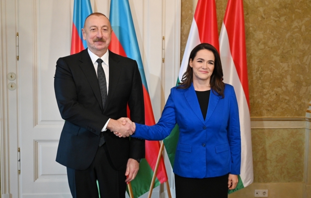 Azərbaycan Prezidenti İlham Əliyevin Macarıstan Prezidenti Katalin Novak ilə təkbətək görüşü olub YENİLƏNİB VİDEO