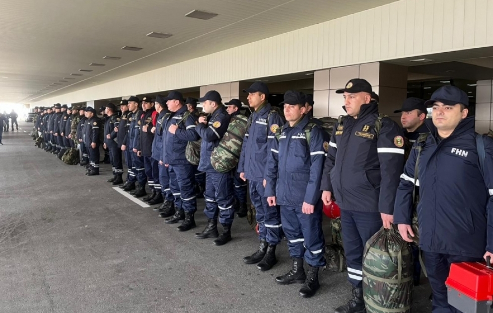 По поручению Президента Азербайджана в Турцию отправились силы быстрого реагирования Министерства по чрезвычайным ситуациям ВИДЕО