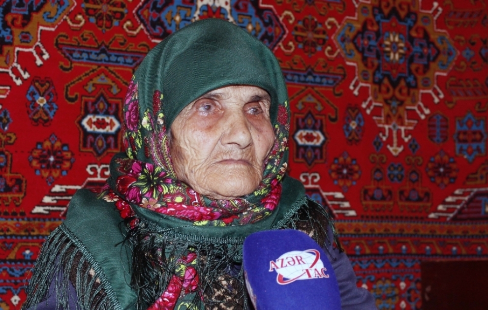“Bu yaşıma çatmışam, hələ də heç yerim ağrımır. Çünki...” – Vedidən didərgin düşən Xanımnaz nənə VİDEO