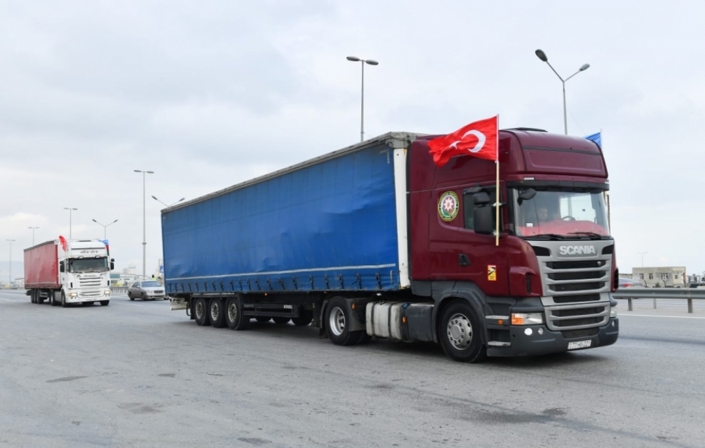 Prezidentin tapşırığına uyğun olaraq, DSX Türkiyəyə növbəti yardım göndərib VİDEO