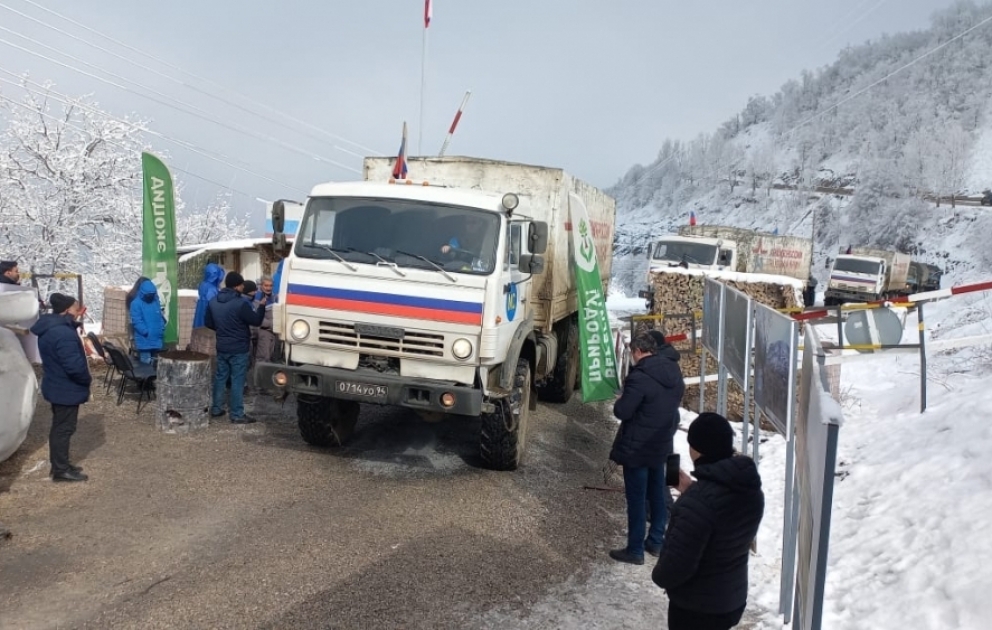 Конвой автомобилей российских миротворцев беспрепятственно проехал по территории проведения акции ВИДЕО