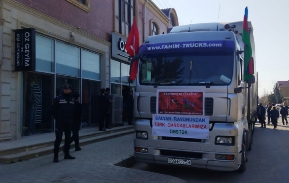 Hacıqabul, Neftçala, Saatlı və Salyan rayonlarından çıxan yük maşınları Türkiyəyə yola düşüb VİDEO