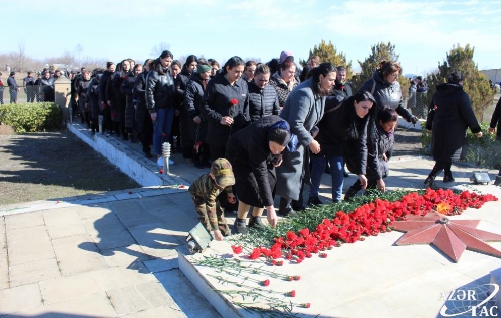 Qaradağlı faciəsi qurbanlarının xatirəsi anılıb VİDEO