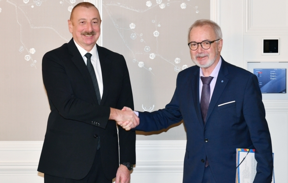 President Ilham Aliyev met with President of European Investment Bank in Munich VIDEO