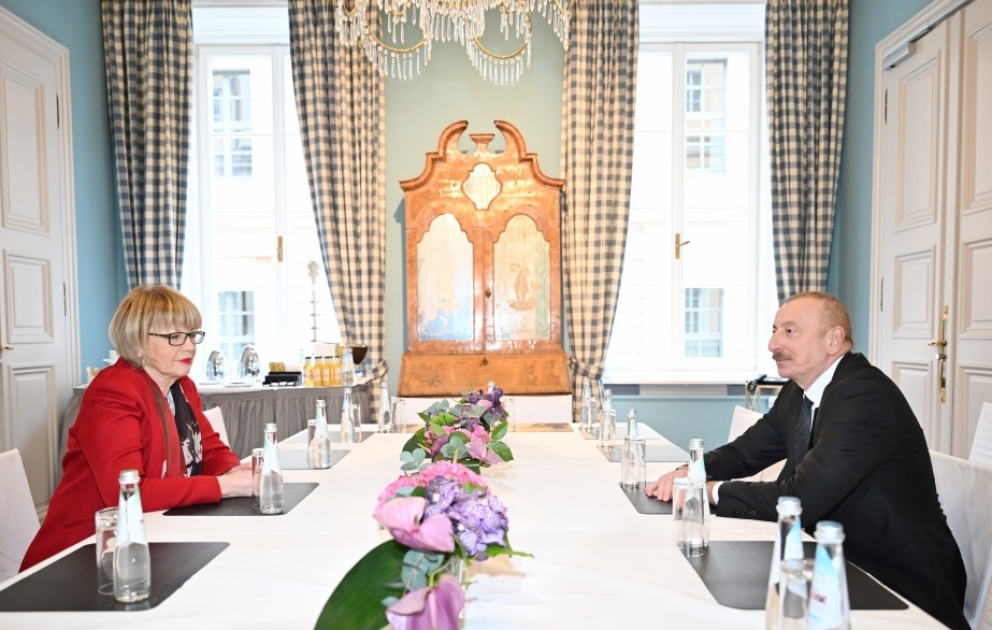 Präsident Ilham Aliyev trifft OSZE-Generalsekretärin in München VIDEO
