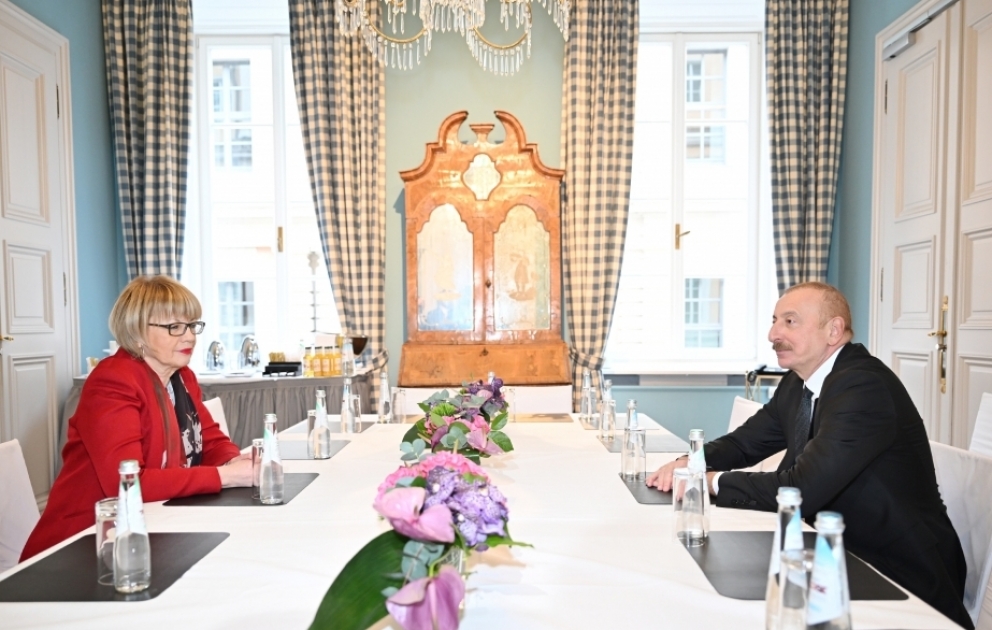 Entretien du président azerbaïdjanais avec la secrétaire générale de l’OSCE à Munich VIDEO