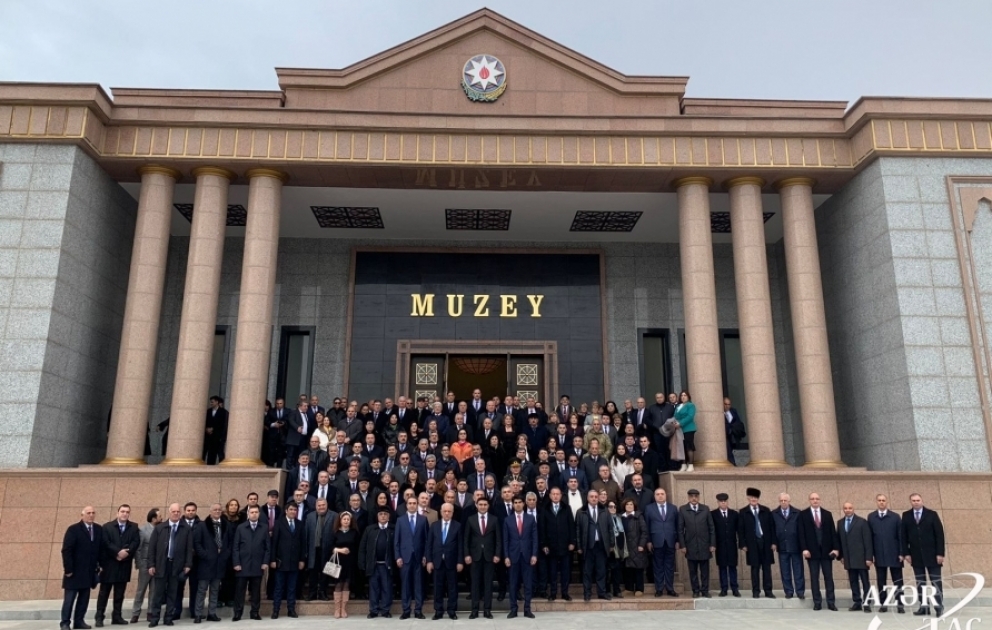 Fikir plüralizmi, vətəndaş cəmiyyəti quruculuğu, sosial rifah Ulu Öndərin fəaliyyətinin əsas prioritetləri olub - YENİLƏNİB VİDEO
