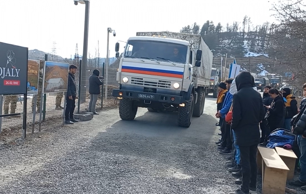 Sülhməramlıların növbəti avtomobil karvanı aksiya ərazisindən sərbəst keçib VİDEO