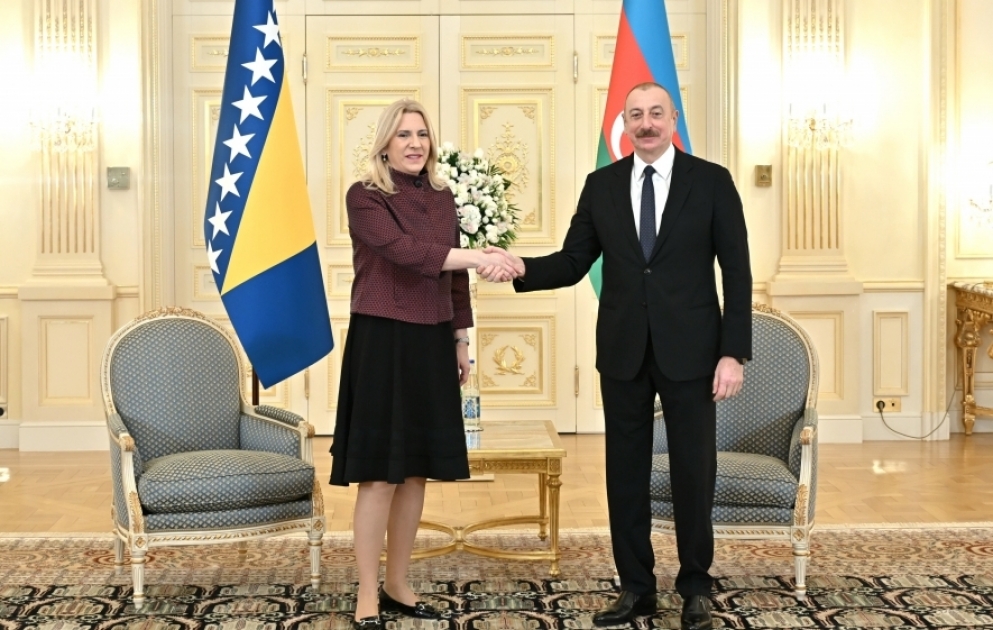 Le président de la République reçoit la présidente de la Présidence collégiale de Bosnie-Herzégovine MIS A JOUR VIDEO