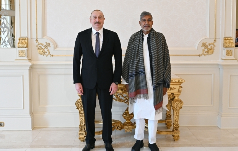Prezident İlham Əliyev Nobel sülh mükafatı laureatı Kailaş Satyartini qəbul edib YENİLƏNİB VİDEO