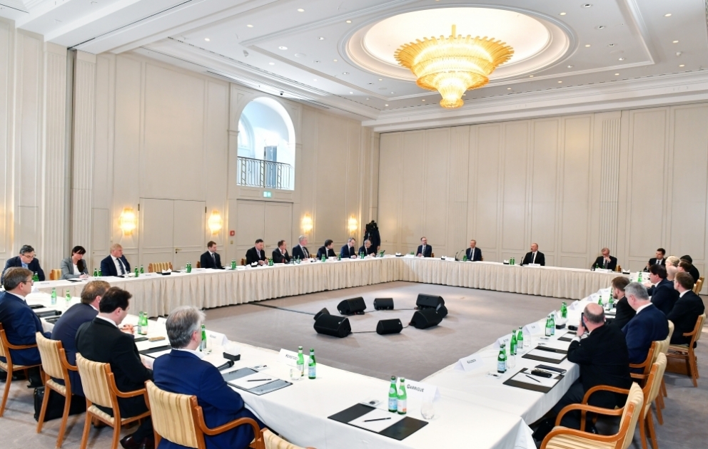 President Ilham Aliyev met with heads of leading German companies VIDEO