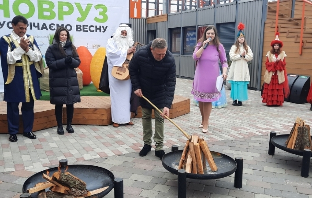 Kiyevdə Novruz tonqalı yandırılıb VİDEO