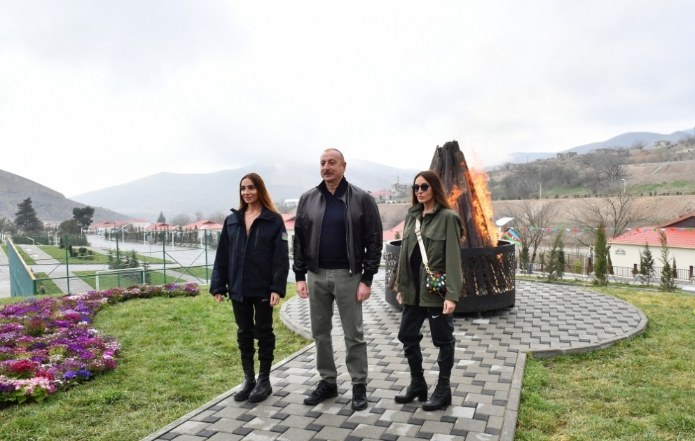 Le président Ilham Aliyev et son épouse Mehriban Aliyeva ont visité le village de Talych  Après avoir allumé le bûcher festif dans le village, le président de la République a présenté ses vœux de Novrouz au peuple azerbaïdjanais - MIS A JOUR VIDEO