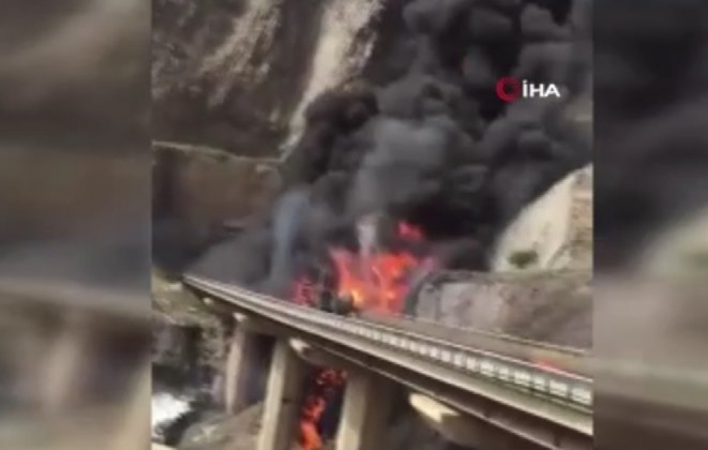 Ümrə zəvvarlarını daşıyan avtobus qəzaya uğrayıb: 20 ölü, 29 yaralı VİDEO