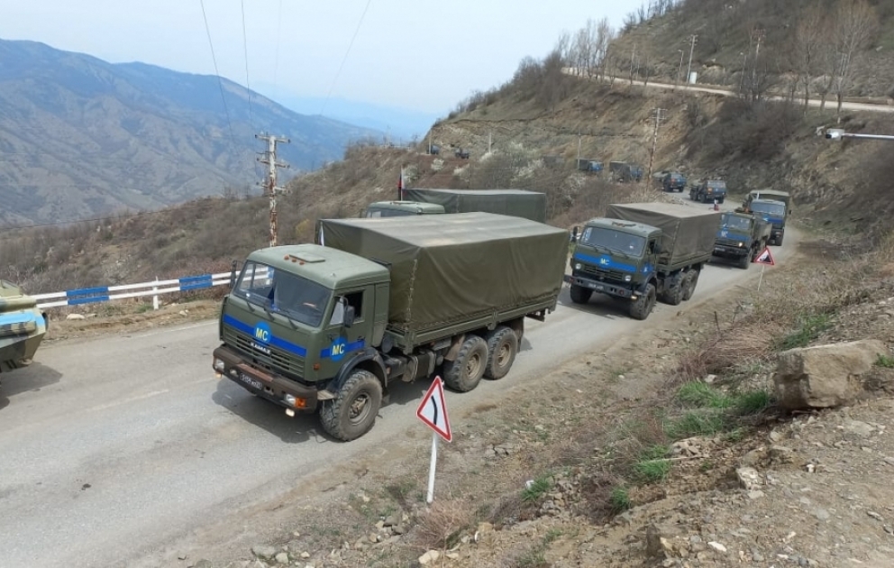 Rusiya sülhməramlılarına aid avtomobil karvanı aksiya ərazisindən sərbəst keçib VİDEO