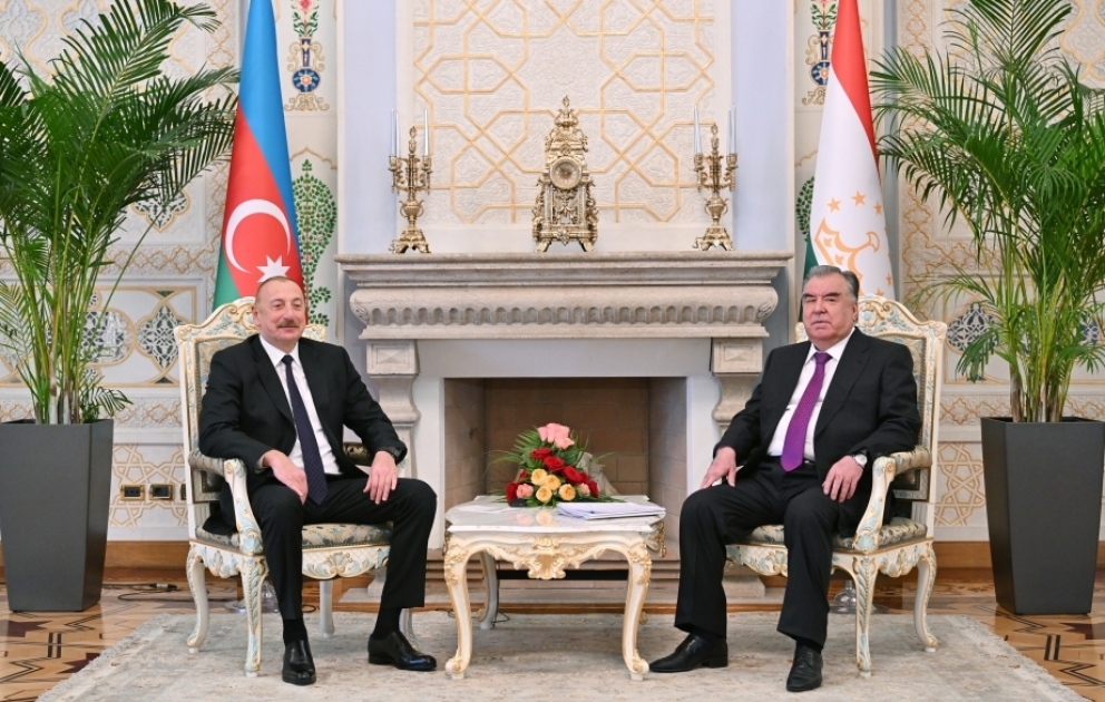 Azərbaycan Prezidenti İlham Əliyevin Tacikistan Prezidenti Emoməli Rəhmon ilə təkbətək görüşü olub VİDEO